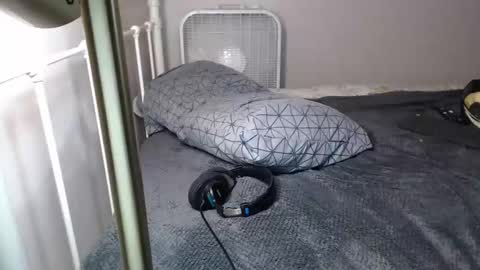 Snapshot of casinocam chatting on September 21, 6:15 am CasinoCam online show from September 21, 6:15 am