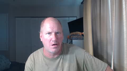 Snapshot of casinocam chatting on September 22, 6:54 pm CasinoCam online show from September 22, 6:54 pm