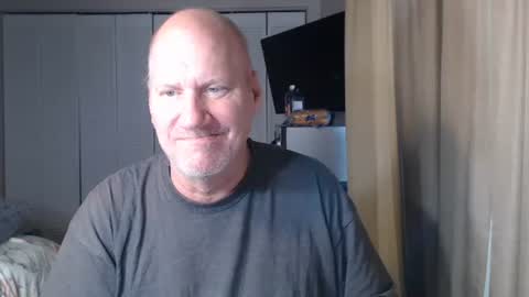 Snapshot of casinocam chatting on October 15, 1:55 pm CasinoCam online show from October 15, 1:55 pm