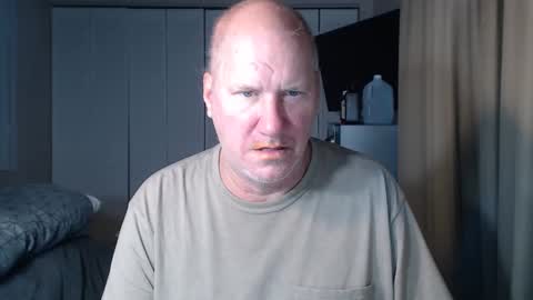 Snapshot of casinocam chatting on October 20, 11:32 am CasinoCam online show from October 20, 11:32 am