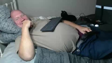 Snapshot of casinocam chatting on October 21, 12:44 am CasinoCam online show from October 21, 12:44 am