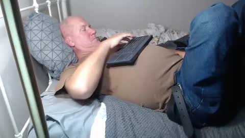 Snapshot of casinocam chatting on October 30, 3:08 am CasinoCam online show from October 30, 3:08 am