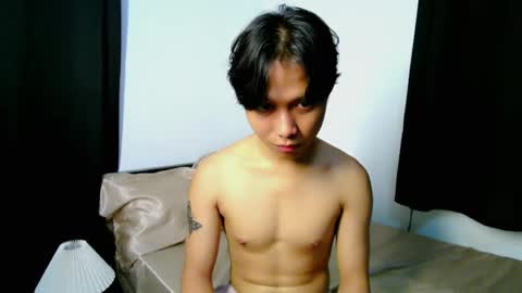 Snapshot of caspian_cum chatting on June 5, 6:35 pm cas online show from June 5, 6:35 pm
