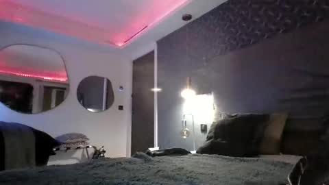 cassandra06400 online show from October 19, 9:04 pm