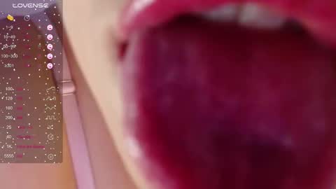 Snapshot of cassandraferran chatting on October 18, 1:12 pm Cassandra online show from October 18, 1:12 pm