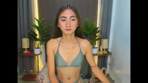 cassandrafoxxx online show from June 7, 1:43 am