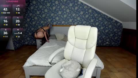 Cassandra online show from January 18, 11:22 pm