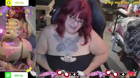 Snapshot of casserole_bbw chatting on September 20, 12:33 am Casserole bbw online show from September 20, 12:33 am