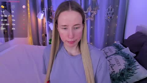 Snapshot of cassie_kelman chatting on December 28, 3:04 am Cassie online show from December 28, 3:04 am