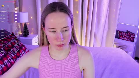 Snapshot of cassie_kelman chatting on January 11, 3:02 am Cassie online show from January 11, 3:02 am