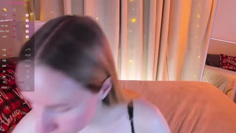 Snapshot of cassie_kelman chatting on January 12, 12:07 am Cassie online show from January 12, 12:07 am