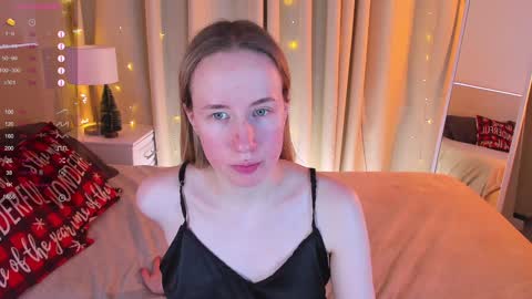 Snapshot of cassie_kelman chatting on January 12, 3:28 am Cassie online show from January 12, 3:28 am