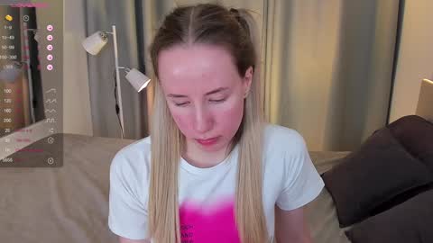 Snapshot of cassie_kelman chatting on January 31, 3:09 am Cassie online show from January 31, 3:09 am