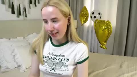 Cassie online show from June 28, 9:43 pm