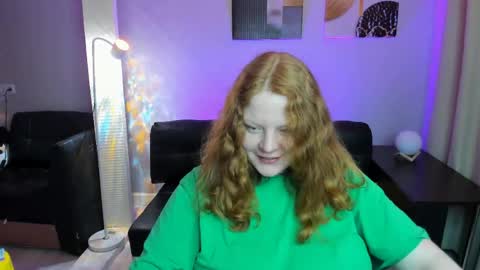 Snapshot of cassie_xkiss chatting on May 13, 9:11 pm Cassie online show from May 13, 9:11 pm
