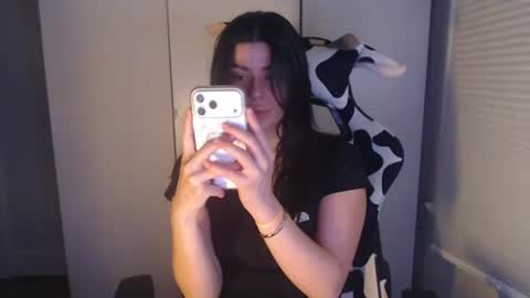 cassiealvarez online show from July 8, 1:54 am