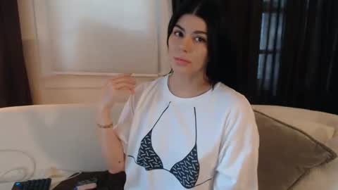 cassiealvarez online show from July 22, 10:56 pm
