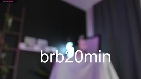 assie online show from February 1, 11:58 pm