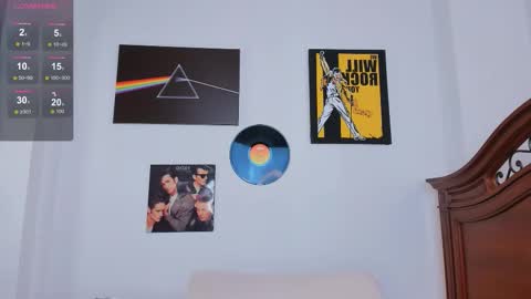 Snapshot of cassieholland chatting on September 21, 7:21 am Im Cassie3 online show from September 21, 7:21 am