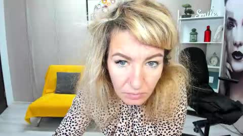 CassieJonas online show from October 14, 3:18 am