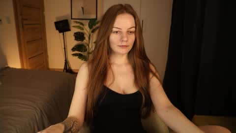 Cassie online show from January 16, 7:40 pm