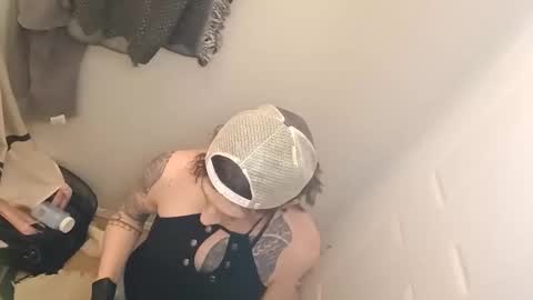 Cassiemichelle online show from December 21, 3:57 am