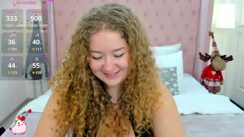 Curly online show from December 7, 12:45 pm