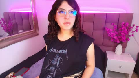 Snapshot of cassierosse_ chatting on March 31, 4:13 am CassieRosse online show from March 31, 4:13 am