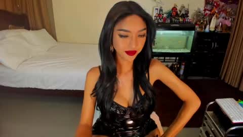 CassieValbalera online show from June 1, 3:19 am