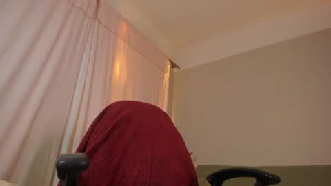  cassandra  online show from June 24, 9:03 pm
