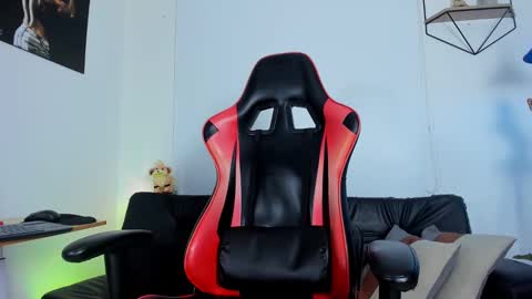 Snapshot of casticatheking chatting on January 24, 6:46 pm Matheo Brown online show from January 24, 6:46 pm