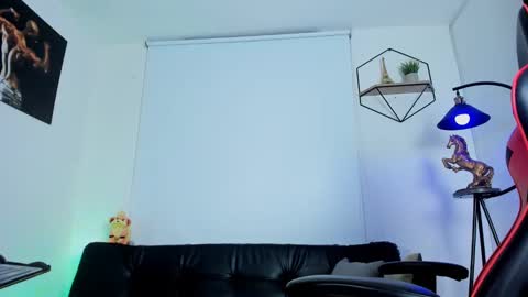 Snapshot of casticatheking chatting on January 30, 10:08 pm Matheo Brown online show from January 30, 10:08 pm