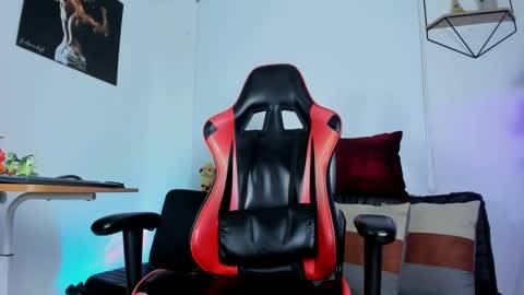 Snapshot of casticatheking chatting on March 3, 8:21 pm Matheo Brown online show from March 3, 8:21 pm