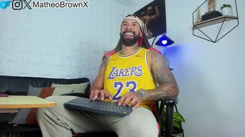 Snapshot of casticatheking chatting on October 15, 6:52 pm Matheo Brown online show from October 15, 6:52 pm