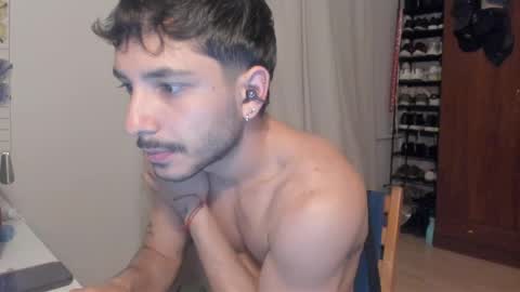 Castrenze online show from April 22, 12:46 am