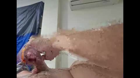 Snapshot of castrol6969 chatting on January 28, 7:11 am castrol6969 online show from January 28, 7:11 am