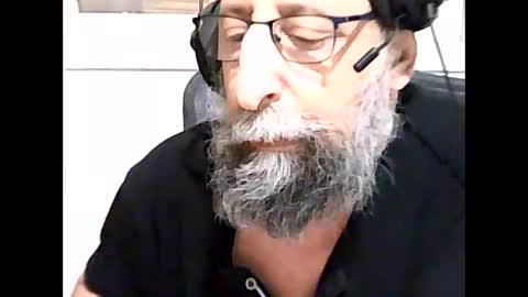 Snapshot of casual53 chatting on January 16, 4:38 am casual53 online show from January 16, 4:38 am