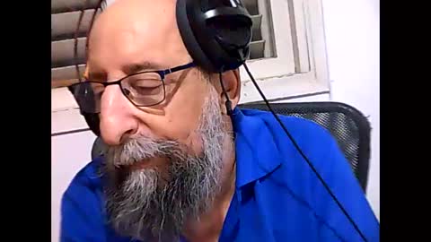 Snapshot of casual53 chatting on January 31, 3:52 am casual53 online show from January 31, 3:52 am