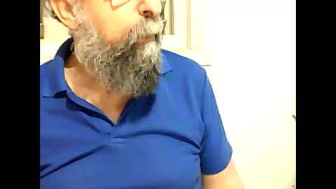 Snapshot of casual53 chatting on February 2, 3:32 am casual53 online show from February 2, 3:32 am