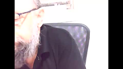 Snapshot of casual53 chatting on February 7, 4:48 am casual53 online show from February 7, 4:48 am