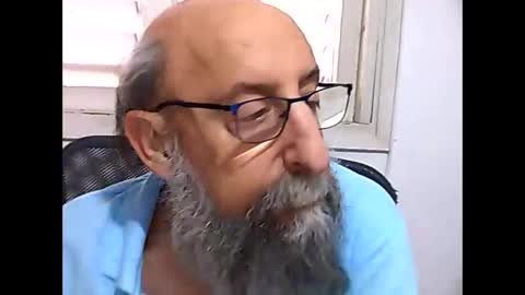 Snapshot of casual53 chatting on February 20, 12:57 pm casual53 online show from February 20, 12:57 pm