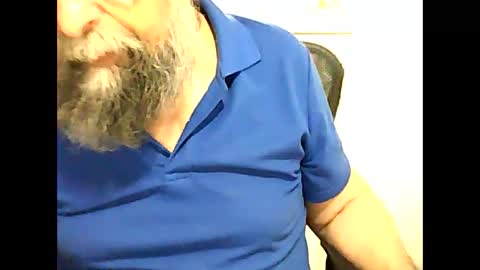 Snapshot of casual53 chatting on March 11, 6:32 am casual53 online show from March 11, 6:32 am
