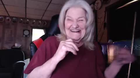 cat online show from September 10, 5:02 pm