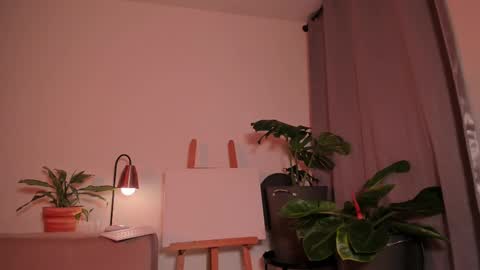 Snapshot of cat_loren chatting on March 11, 11:59 pm Loren online show from March 11, 11:59 pm