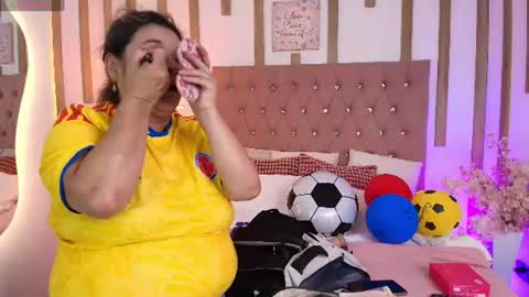 Marce online show from July 7, 8:13 pm