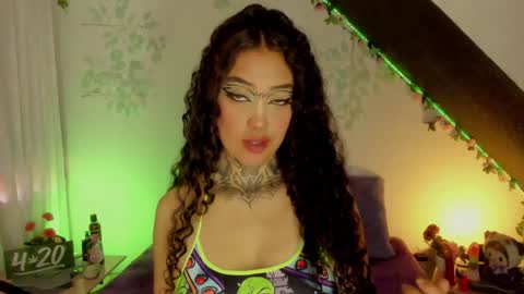 Snapshot of cata_greenn chatting on January 23, 9:29 pm Cata green model independient online show from January 23, 9:29 pm
