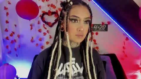 Snapshot of cata_greenn chatting on February 21, 9:00 pm Cata green model independient online show from February 21, 9:00 pm