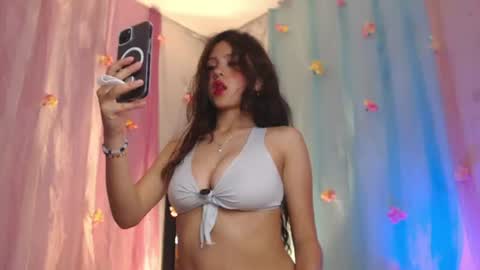 Snapshot of cata_robets chatting on June 19, 1:10 am cata online show from June 19, 1:10 am