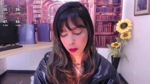 Queen Catalella online show from October 1, 3:12 am