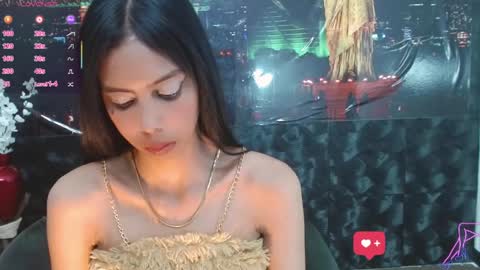 Snapshot of catalella_ar chatting on April 8, 3:17 am Queen Catalella online show from April 8, 3:17 am